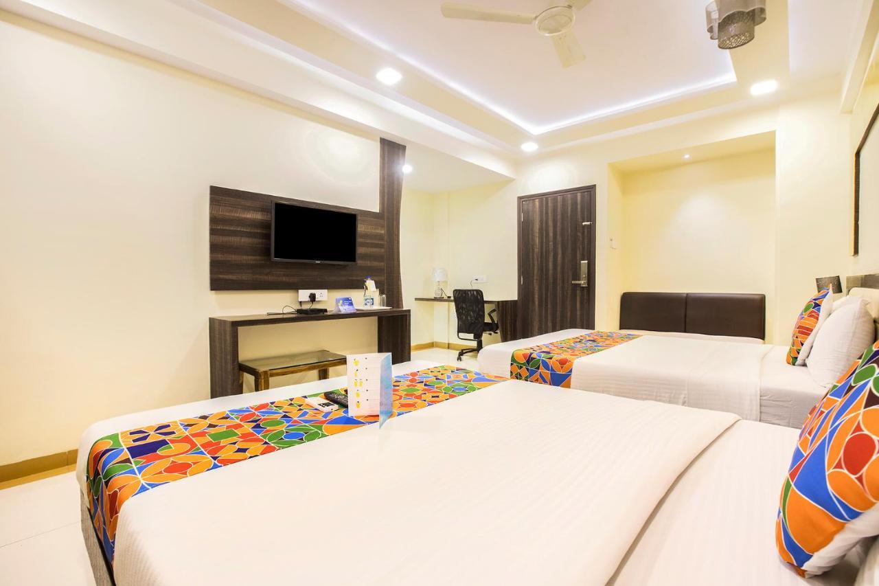 Fabexpress Time Square Hotel Thane Ngoại thất bức ảnh