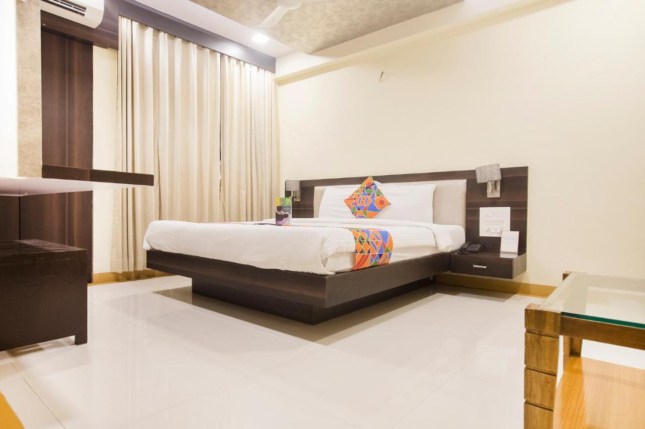 Fabexpress Time Square Hotel Thane Ngoại thất bức ảnh