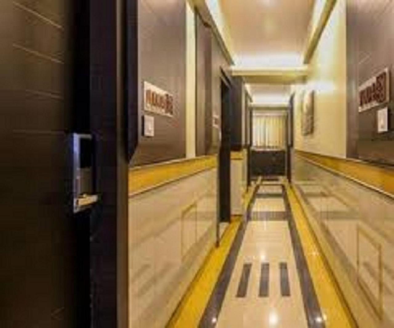 Fabexpress Time Square Hotel Thane Ngoại thất bức ảnh