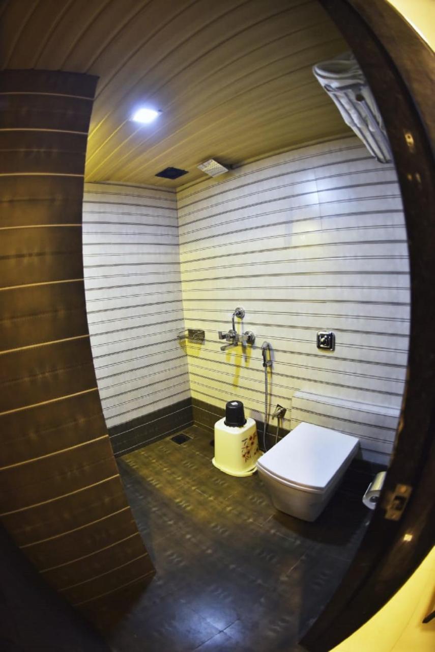 Fabexpress Time Square Hotel Thane Ngoại thất bức ảnh