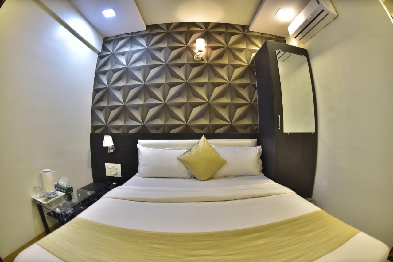 Fabexpress Time Square Hotel Thane Ngoại thất bức ảnh